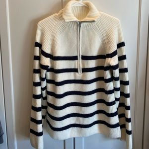 H&M half zip sweater. Size: S